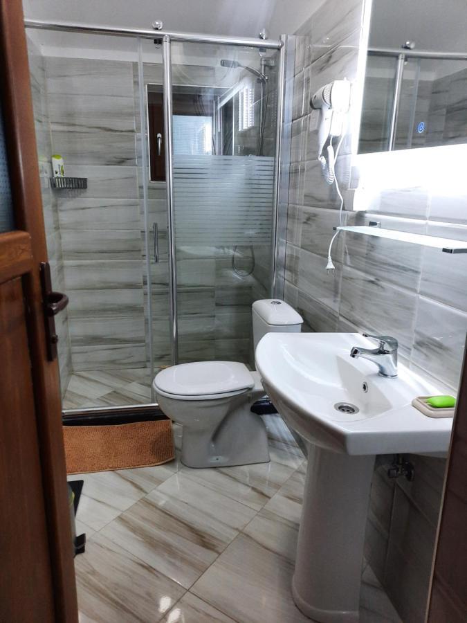 Vila Alexander B&B Valbone Exterior foto