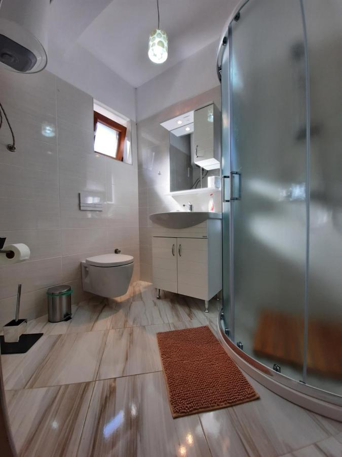 Vila Alexander B&B Valbone Exterior foto