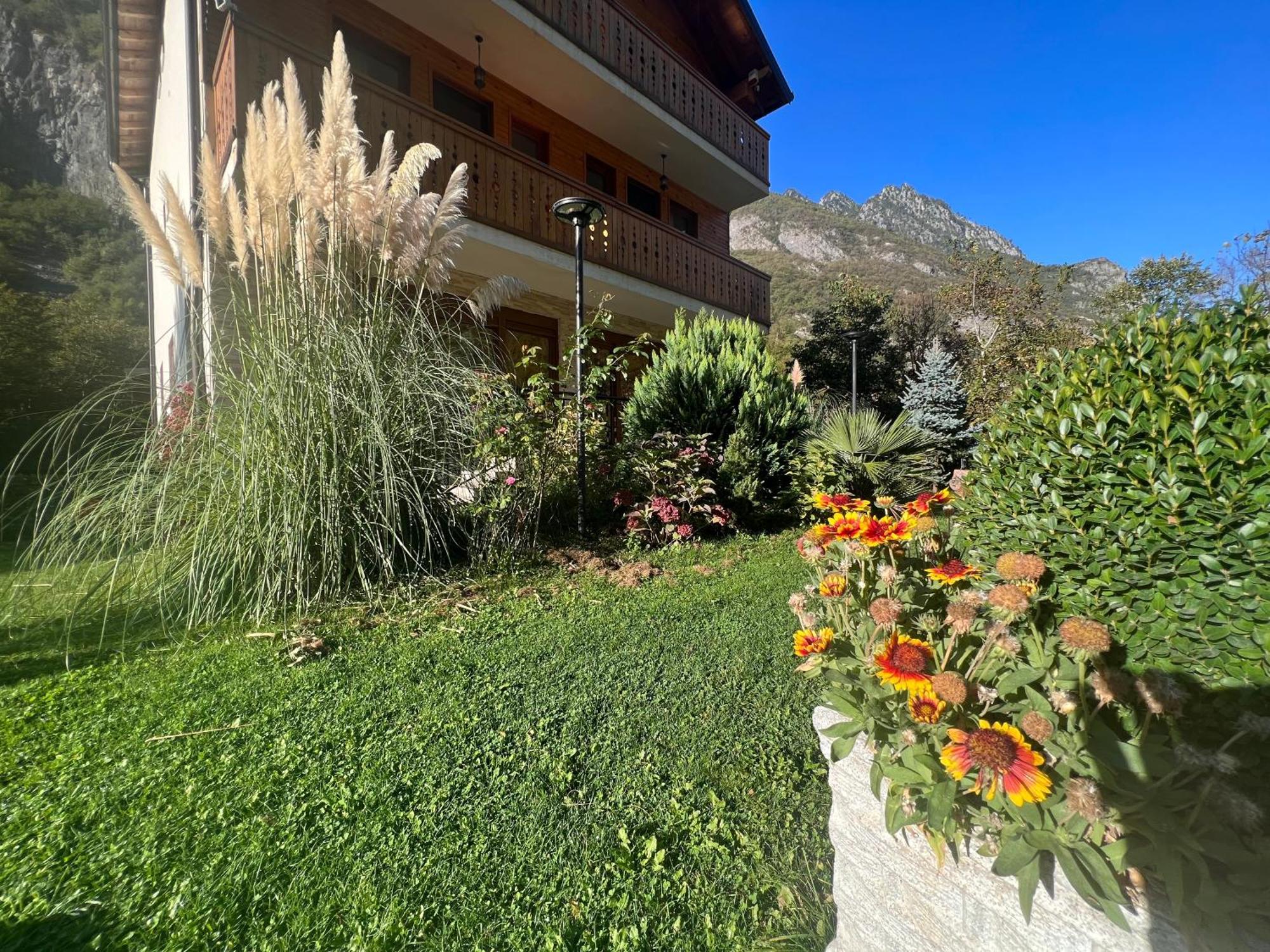 Vila Alexander B&B Valbone Exterior foto