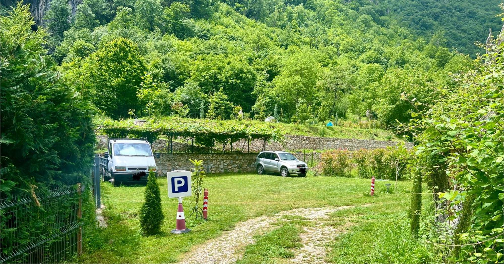 Vila Alexander B&B Valbone Exterior foto