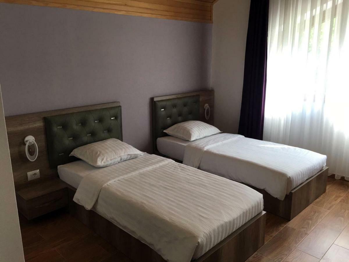Vila Alexander B&B Valbone Exterior foto